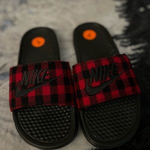 New womens Nike slides